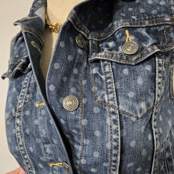 TALULA ARITZIA Blue Denim Button Up Vest With Faded Polka Dots. Size Small - Picture 5 of 16